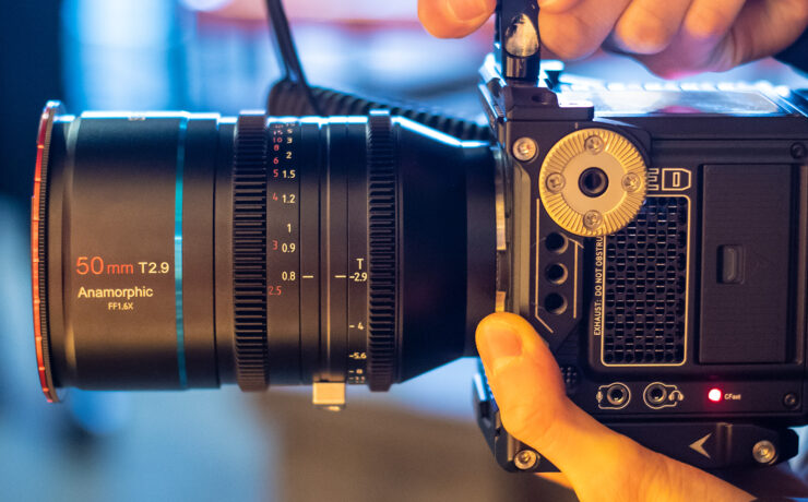 SIRUI 50mm T2.9 1.6x Anamorphic Lens on RED KOMODO – Real-World Review